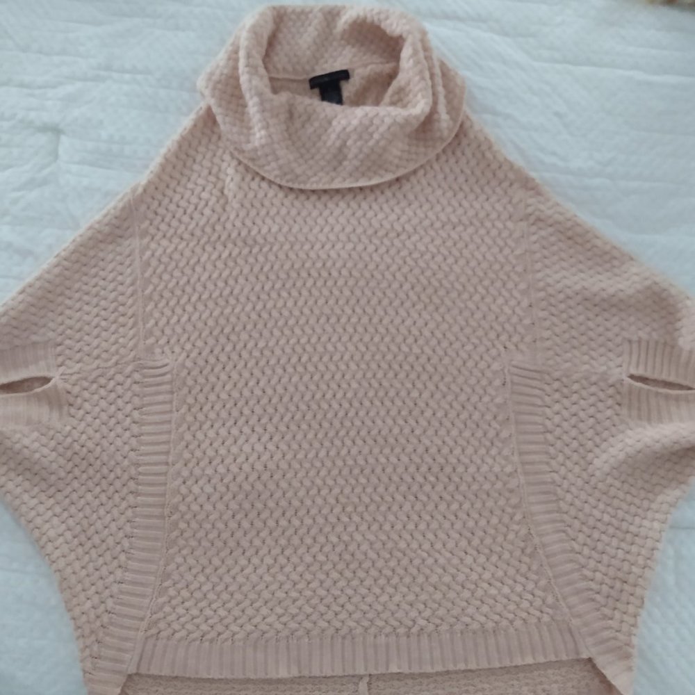 Women's sweater